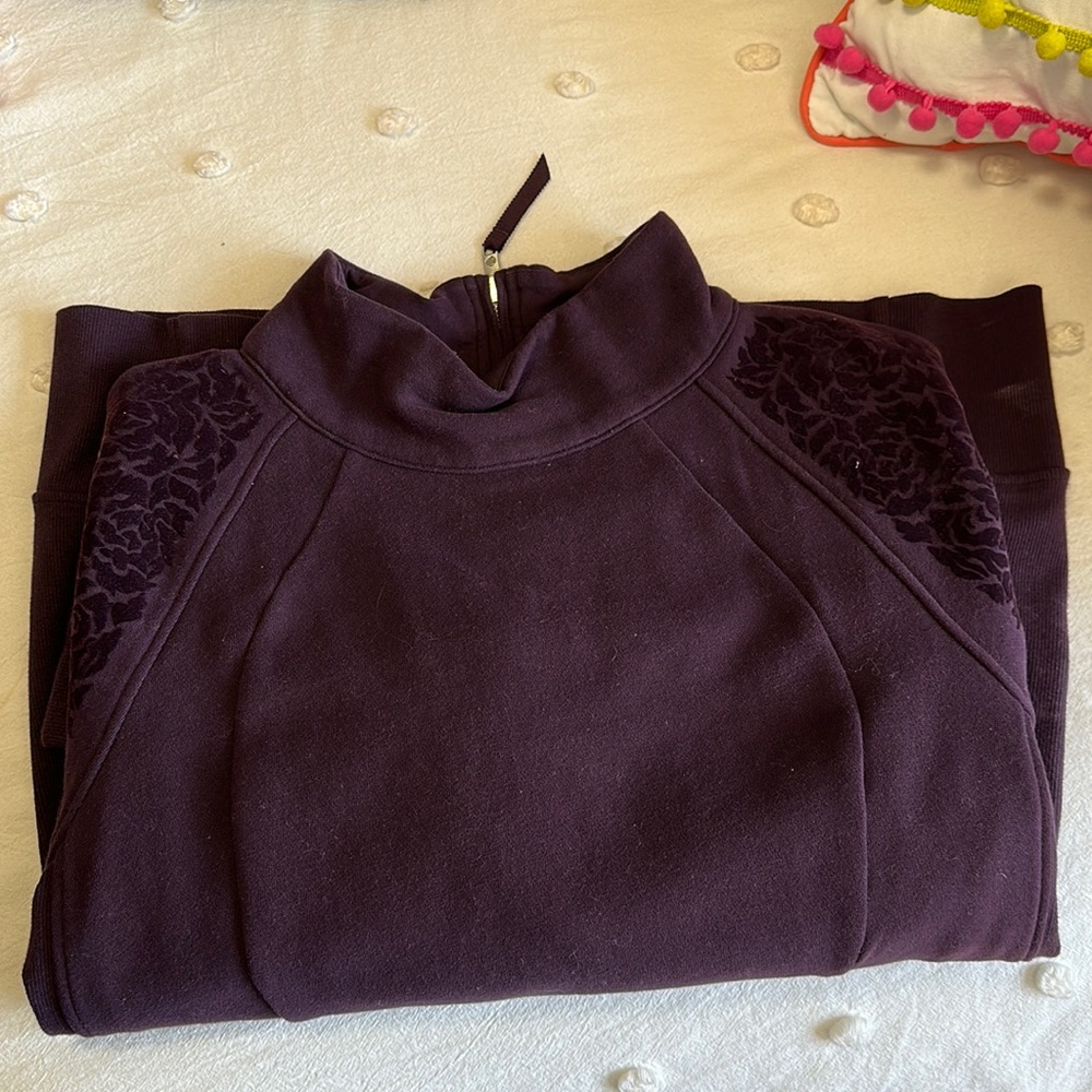 Lululemon Sweater